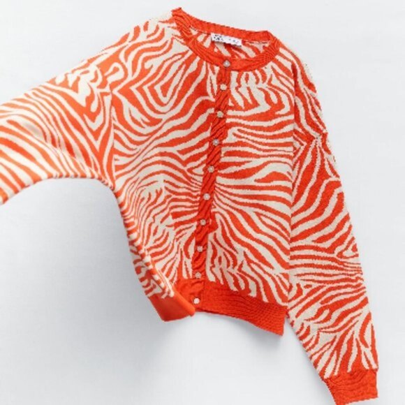Zara Orange and White Animal Print Long Sleeve Button Cardigan Sweater (NWT) - Picture 4 of 6